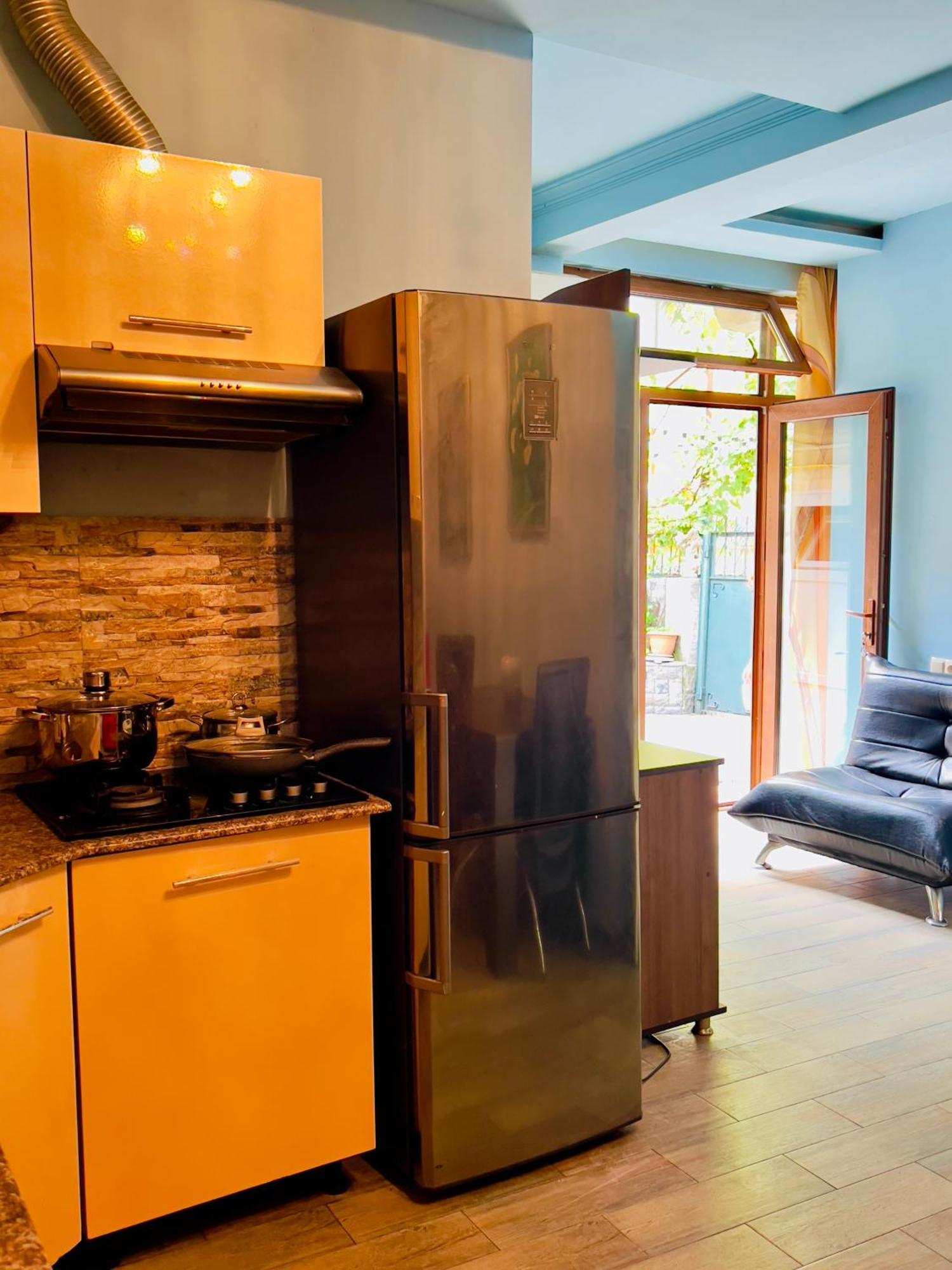 Apartment Maisi Batumi Eksteriør billede